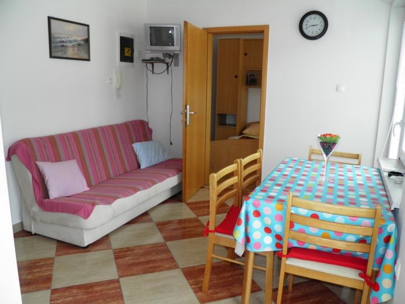 Akvarij - One Bedroom Baska  Bagian luar foto